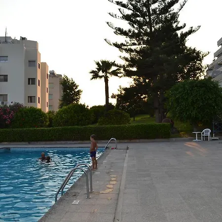 Alania Sea View Апартаменты Лимасол